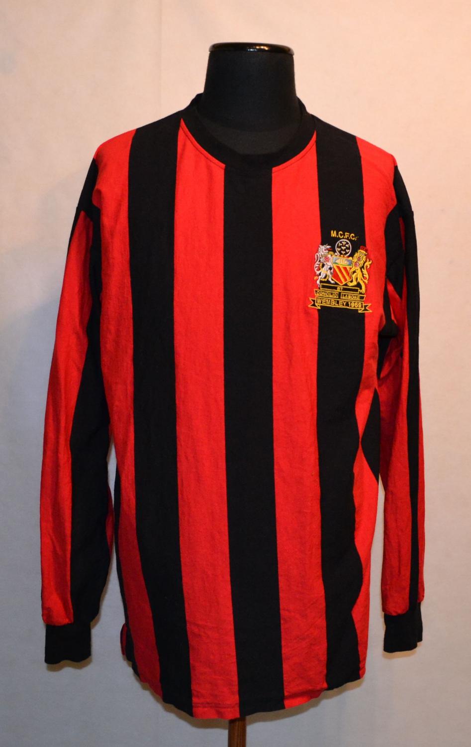 Manchester City Retro Replicas football shirt 1970. Added on 20141024