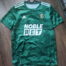Slask Wroclaw Home Fußball-Trikots 2020 - 2021 sponsored by Noble Bet