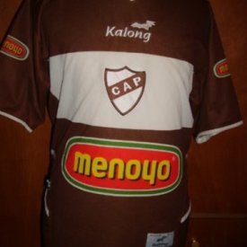 Platense Home football shirt 2003 sponsored by Menoyo