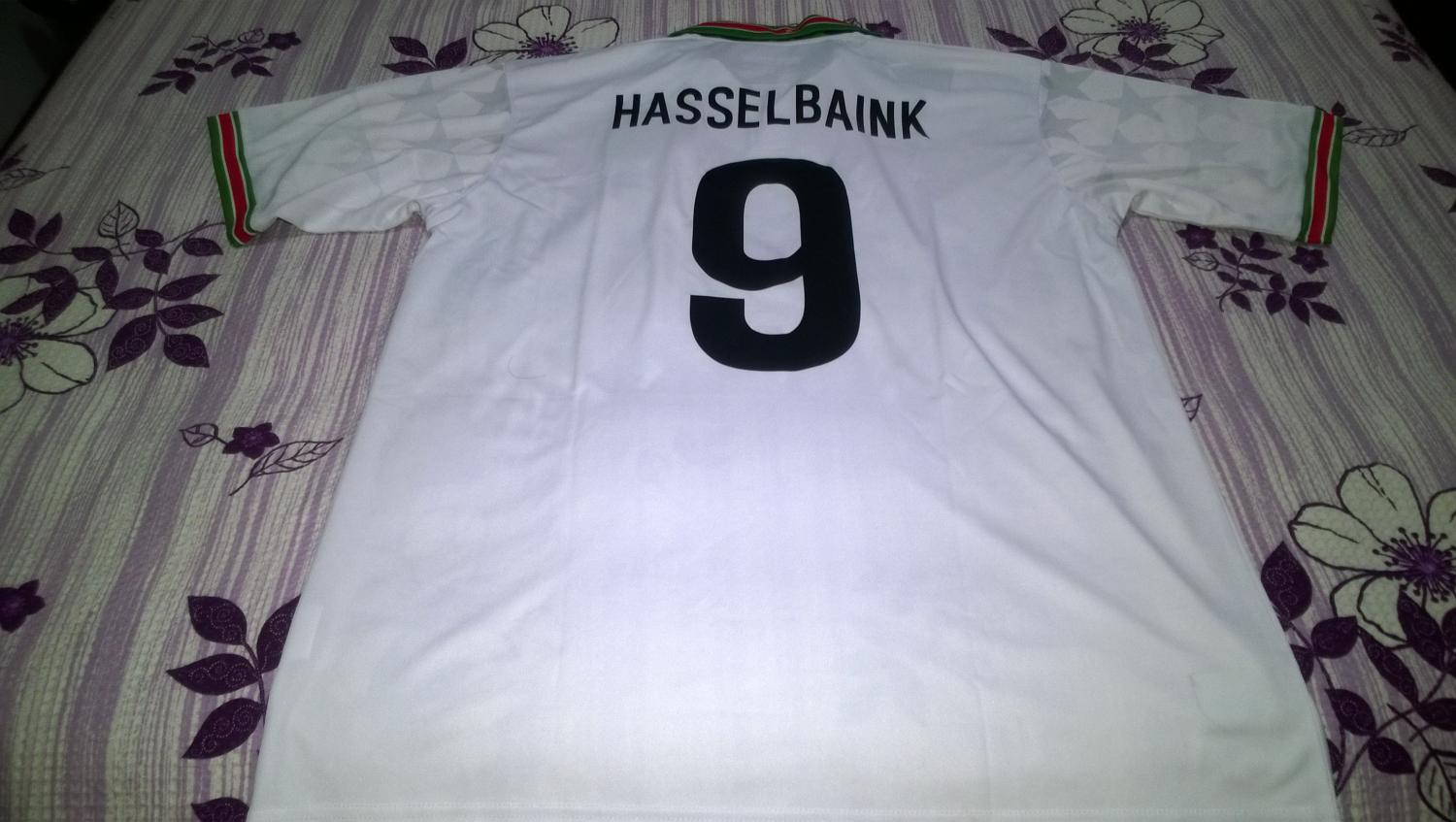 Suriname Home football shirt 2015 - 2016. Added on 2015-09-02, 01:25