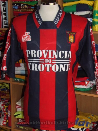 Crotone Home futbol forması 1999 - 2000