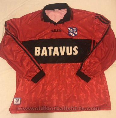 SC Heerenveen Away baju bolasepak 1996 - 1997