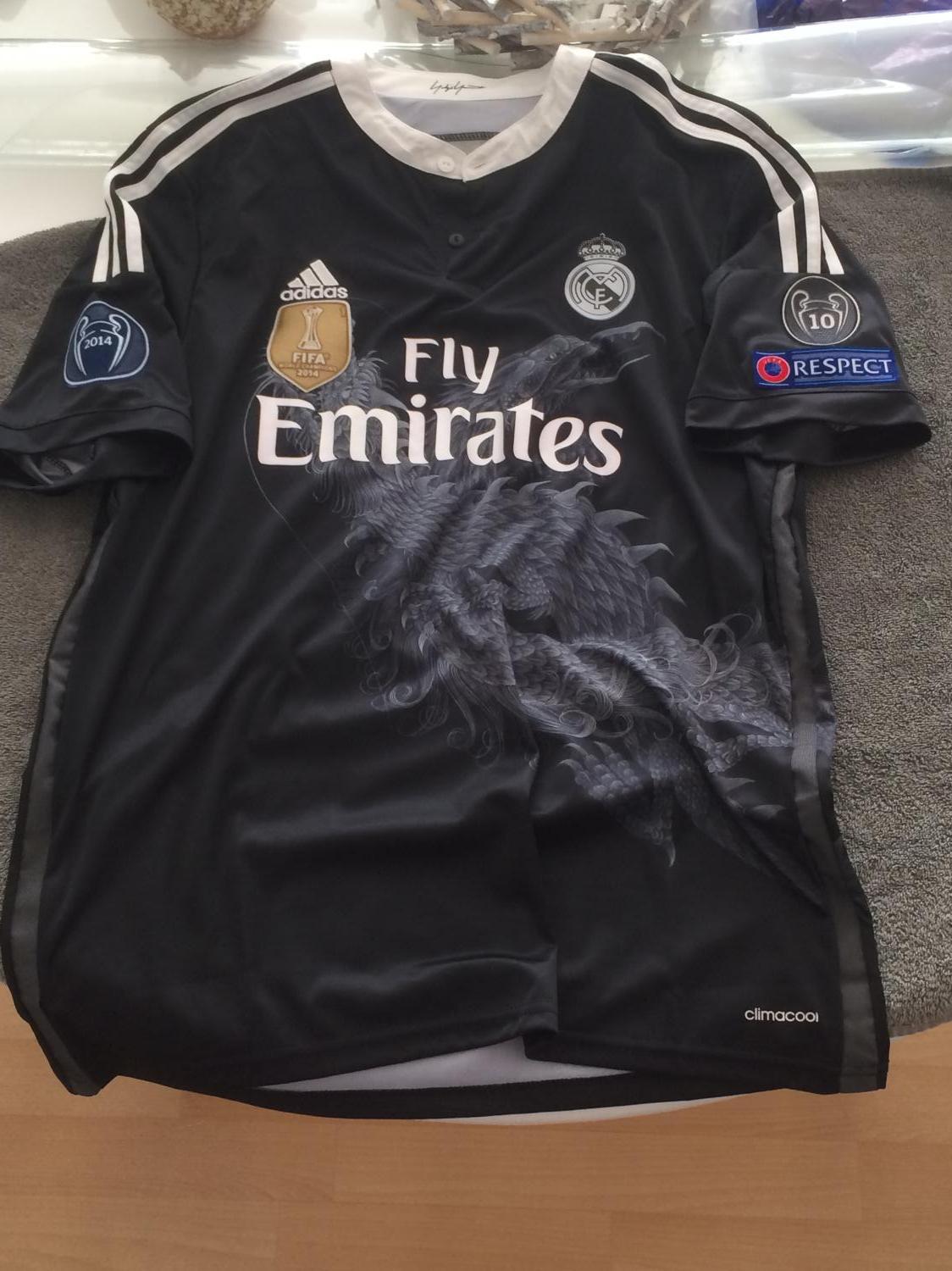 Real Madrid Third football shirt 2014 - 2015. Added on 2016-04-01, 20:00