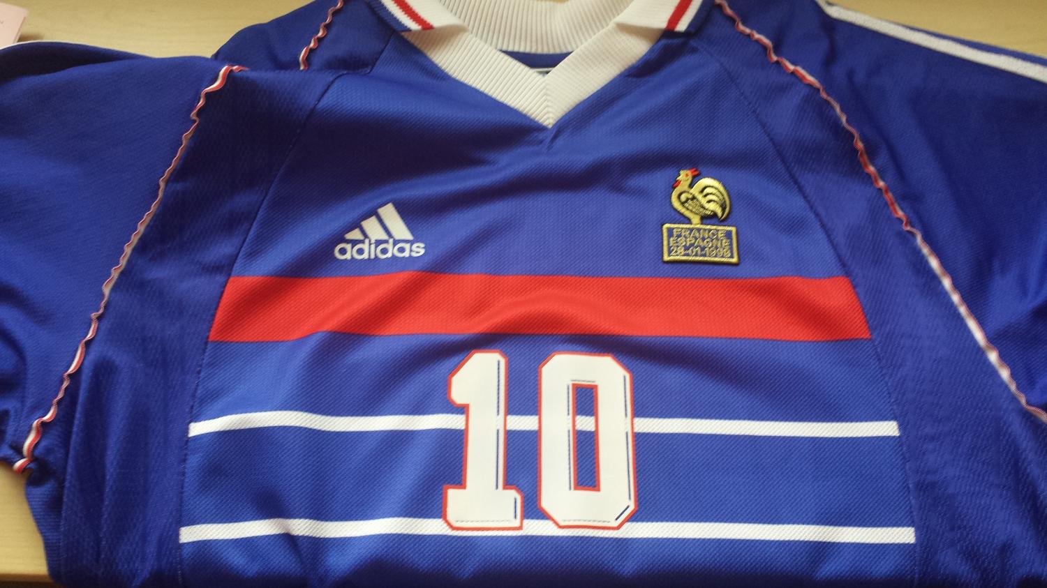 France Home football shirt 1997 - 1998. Added on 2007-07 ...