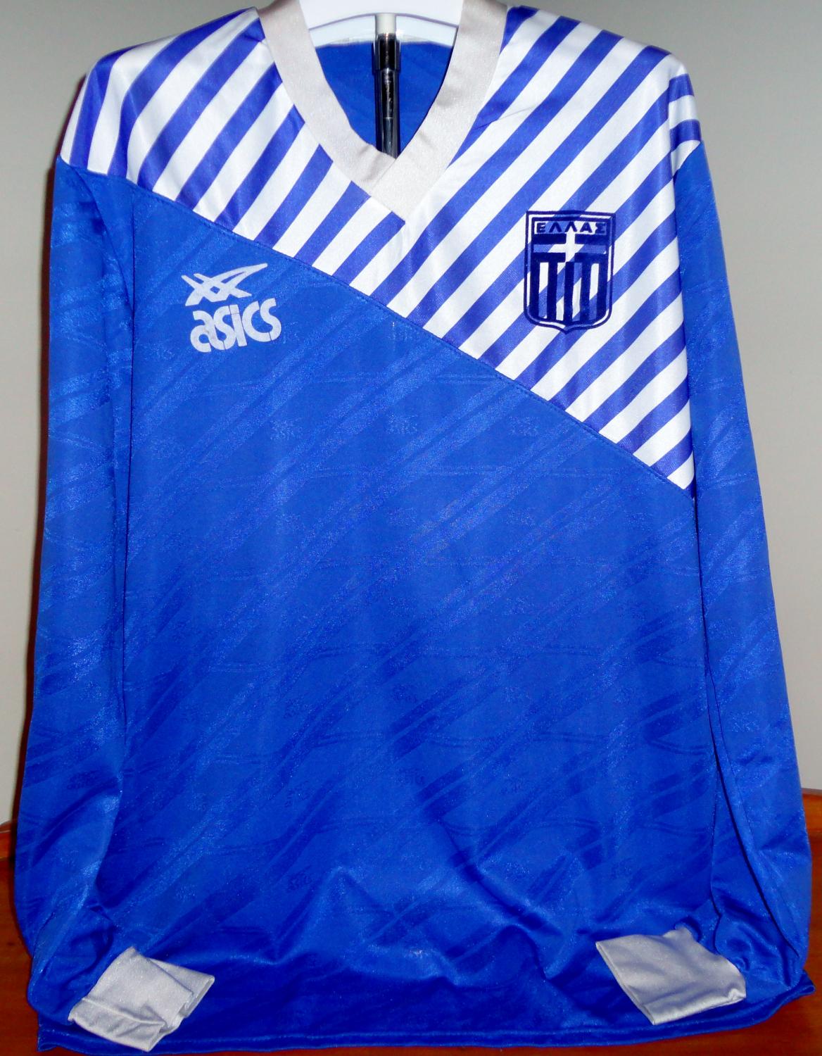 Greece Away football shirt 1991 1992. Added on 20150325, 0204