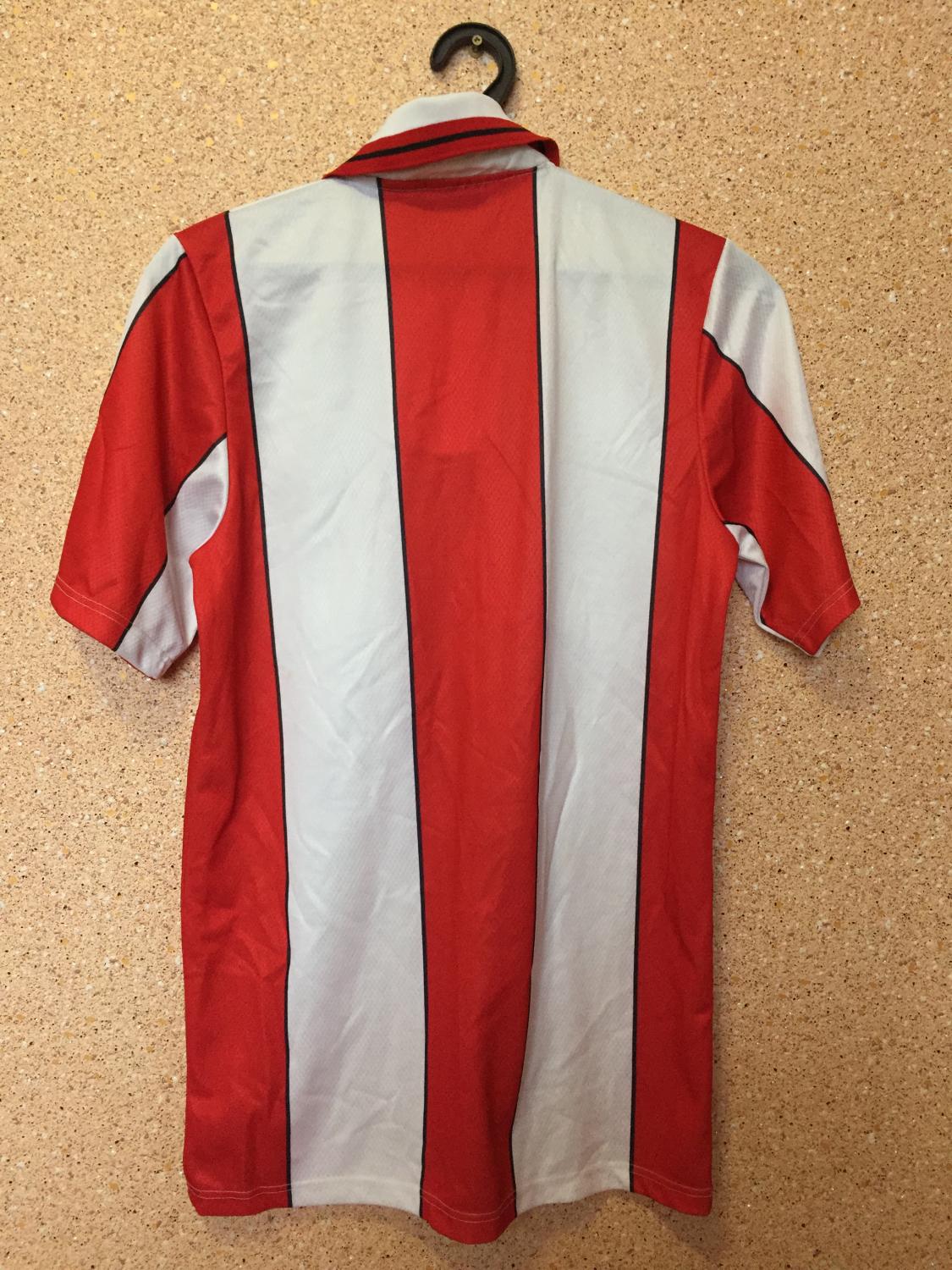 Stoke Home football shirt 1995 - 1996. Added on 2014-06-15, 22:011125 x 1500