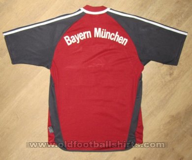 Bayern Munich Home voetbalshirt  2001 - 2002