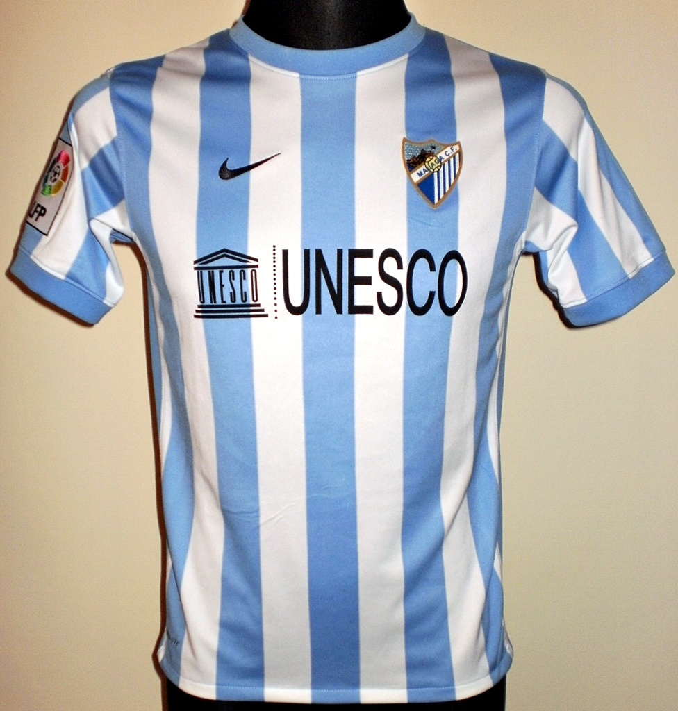 Malaga Home football shirt 2011 - 2012. Added on 2015-04-29, 14:44