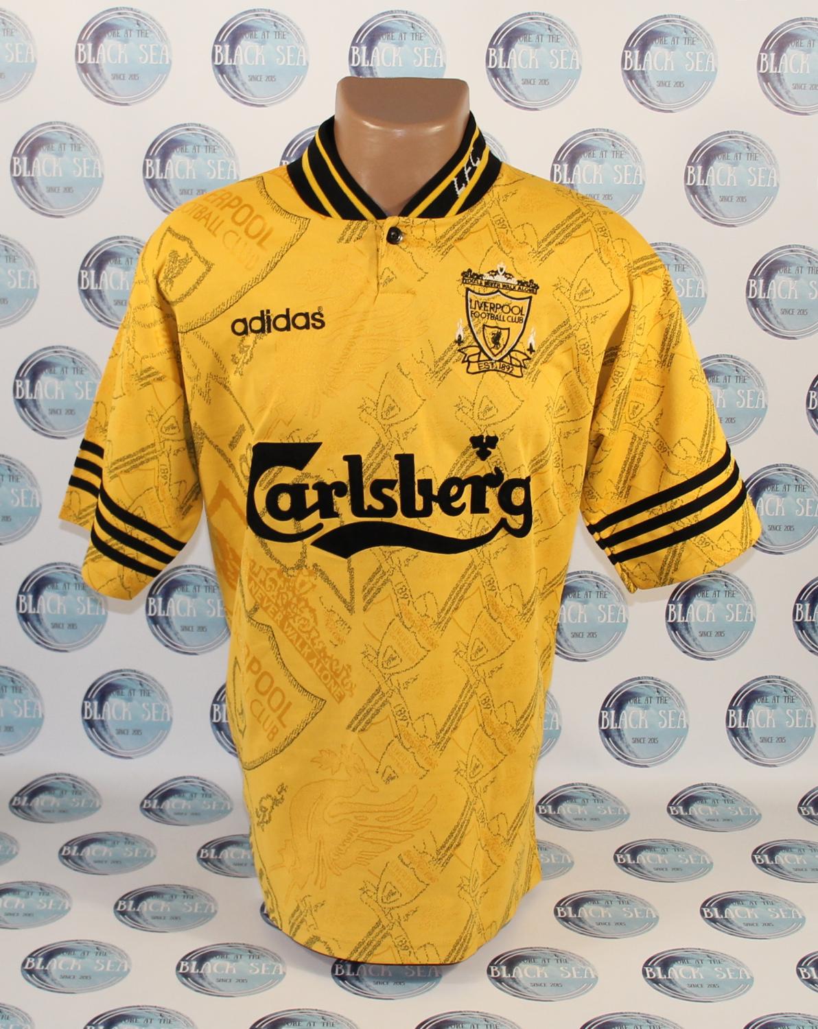 Liverpool Il Terzo maglia di calcio 1993 - 1996. Sponsored by ...