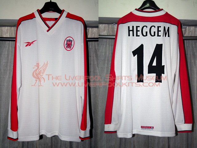 Liverpool Away football shirt 1998 - 2000. Sponsored by no sponsor