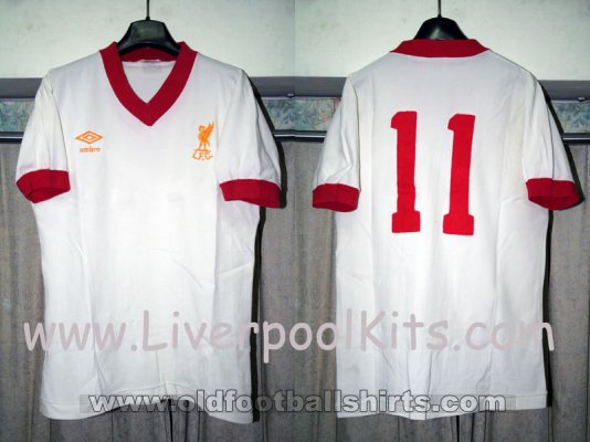 Liverpool Away baju bolasepak 1979 - 1982