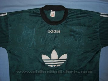 Liverpool Treino/Passeio camisa de futebol 1988 - ?