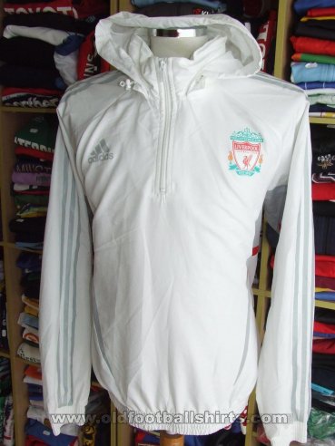 Liverpool Тренировочная/Повседневная футболка 2008 - 2009