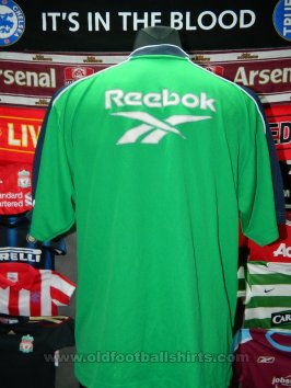 Liverpool Training/Leisure football shirt 1999 - 2001