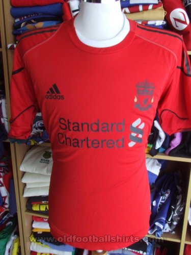 Liverpool Training/Leisure football shirt 2010 - 2011