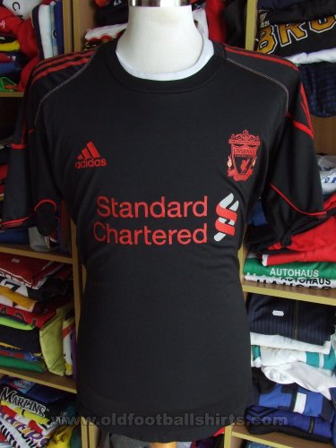 Liverpool Training/recreatie  voetbalshirt  (unknown year)