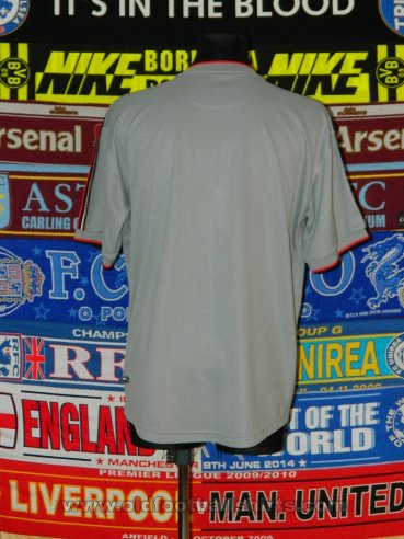 Liverpool Training/Leisure football shirt 1998 - 2000