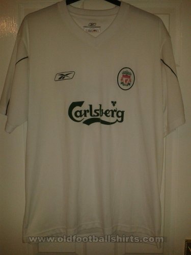 Liverpool Training/Leisure football shirt 2004 - 2006