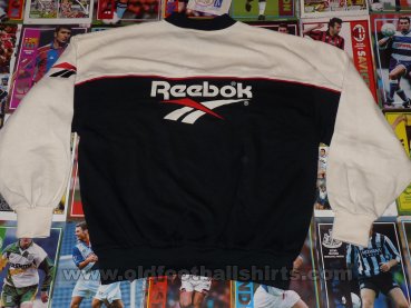 Liverpool Training/Leisure football shirt 1996 - 1997