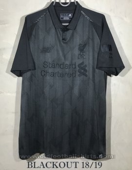 Liverpool Training/Leisure football shirt 2018 - 2019