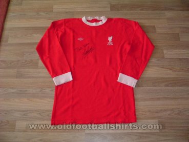 Liverpool Home Fußball-Trikots 1975 - 1976