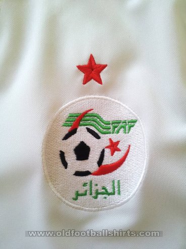Algeria Home football shirt 2010 - 2011