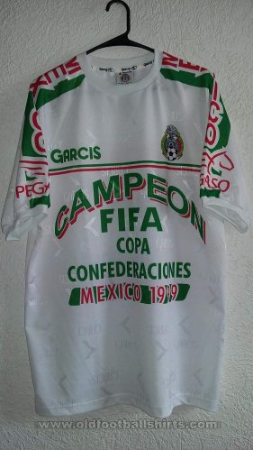Mexico Training/Leisure football shirt 1999