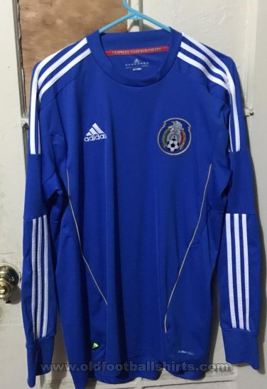 Mexico Goalkeeper football shirt 2011 - 2013