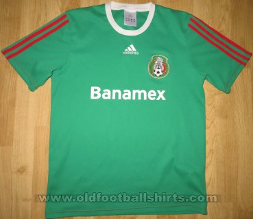 Mexico Training/Leisure football shirt 2010