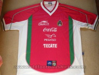 Mexico Training/Leisure football shirt 2010