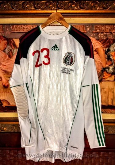 Mexico Goalkeeper football shirt 2010 - 2011