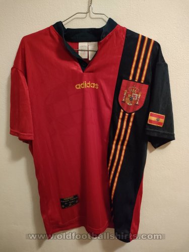 Spain Home football shirt 1996 - 1998