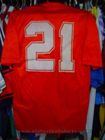 Spain Home baju bolasepak 1981