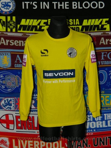 Gateshead Goalkeeper football shirt (unknown year)