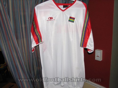 Fake & Counterfeit Shirts from all over Home football shirt 2007