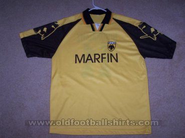 Fake & Counterfeit Shirts from all over Home football shirt 1999 - 2000