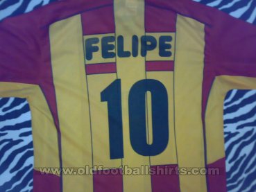 Fake & Counterfeit Shirts from all over Home football shirt 2002 - 2004