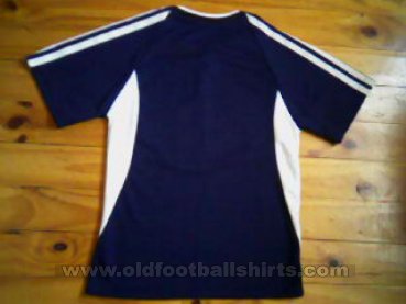 Fake & Counterfeit Shirts from all over Home football shirt 2004
