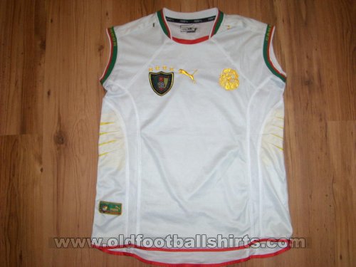 Fake & Counterfeit Shirts from all over Away football shirt 2002