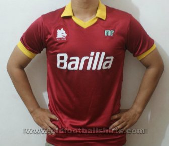 Fake & Counterfeit Shirts from all over Home football shirt 1990 - 1991