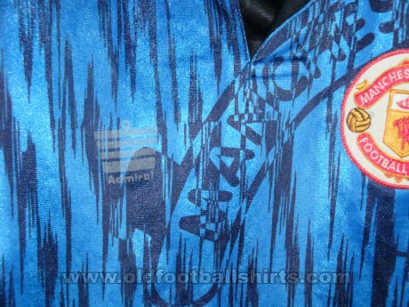 Fake & Counterfeit Shirts from all over Uit  voetbalshirt  1992 - 1993