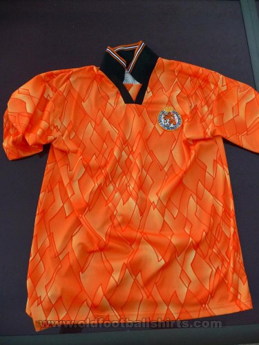Fake & Counterfeit Shirts from all over Home football shirt 2000 - 2001