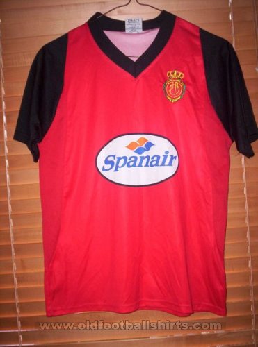 Fake & Counterfeit Shirts from all over Home football shirt 2003 - 2004