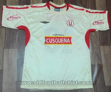 Fake & Counterfeit Shirts from all over Home football shirt 2005 - 2006