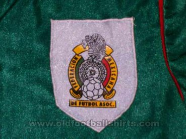 Fake & Counterfeit Shirts from all over Home football shirt 1988 - 1989