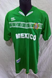 Fake & Counterfeit Shirts from all over Unknown shirt type 2006