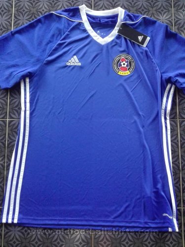 Fake & Counterfeit Shirts from all over Home football shirt 2018 - 2020