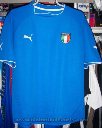 Fake & Counterfeit Shirts from all over Home football shirt 2003