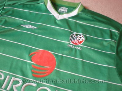 Fake & Counterfeit Shirts from all over Home football shirt 2003 - 2004