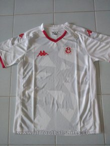 Fake & Counterfeit Shirts from all over Home football shirt 2019 - 2020
